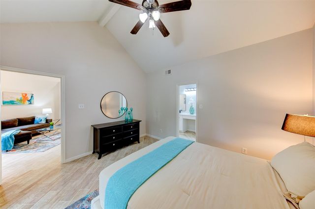 4144 Greystone Way 201, Sugar Land, TX 77479