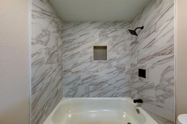 4144 Greystone Way 201, Sugar Land, TX 77479