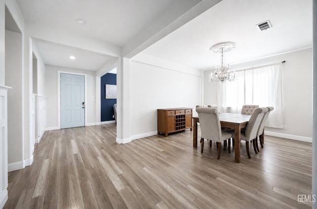12426 Trackside Drive, Bakersfield, CA 93312