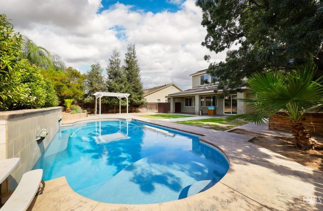 12426 Trackside Drive, Bakersfield, CA 93312