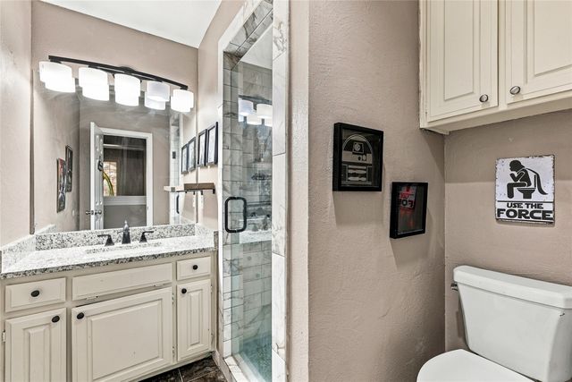 707 Findlay Drive, Arlington, TX 76012