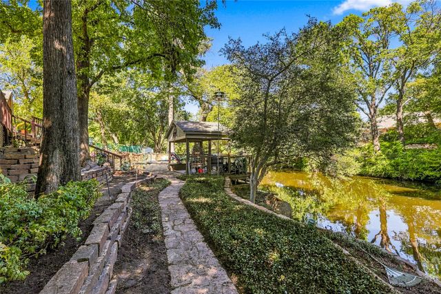 707 Findlay Drive, Arlington, TX 76012
