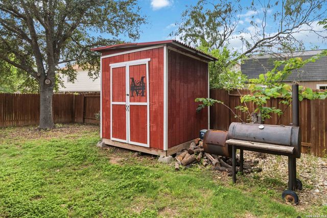 9003 Hilltop Crossing, San Antonio, TX 78251