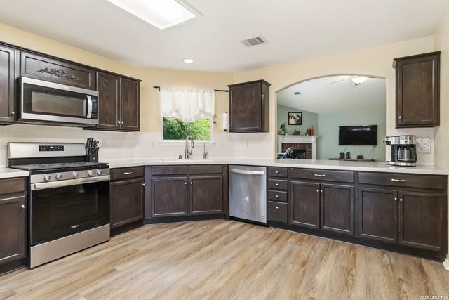 9003 Hilltop Crossing, San Antonio, TX 78251