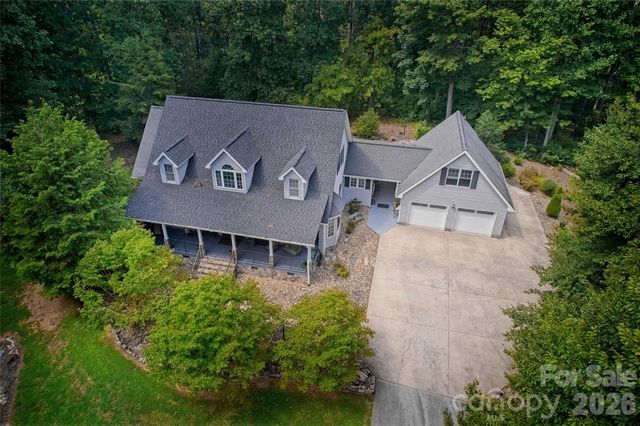 846 Old US 221 Highway S, Marion, NC 28752