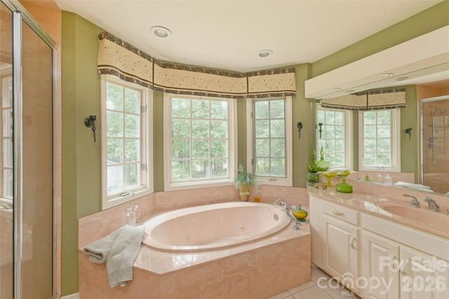 846 Old US 221 Highway S, Marion, NC 28752