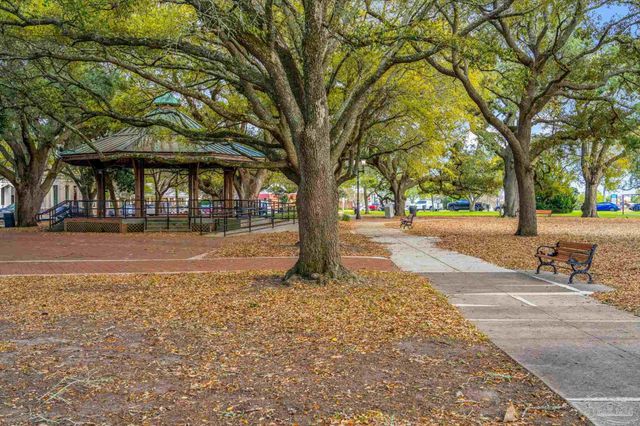 432 Bayfront Pkwy C, Pensacola, FL 32502