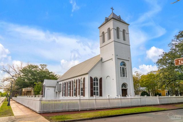 432 Bayfront Pkwy C, Pensacola, FL 32502