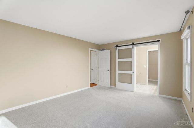 10432 Hickory Point Drive, Blue Ash, OH 45242