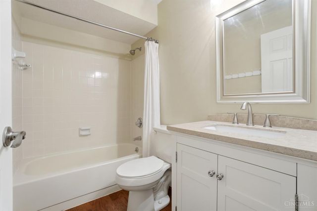 10432 Hickory Point Drive, Blue Ash, OH 45242