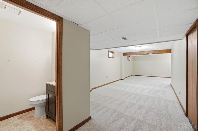 10432 Hickory Point Drive, Blue Ash, OH 45242