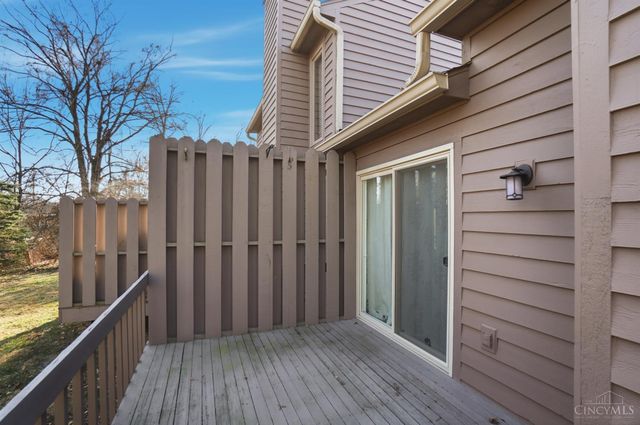 10432 Hickory Point Drive, Blue Ash, OH 45242