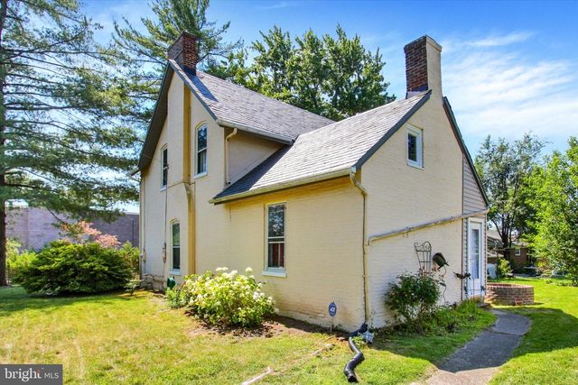 811 JOHNS AVE, Gettysburg, PA 17325