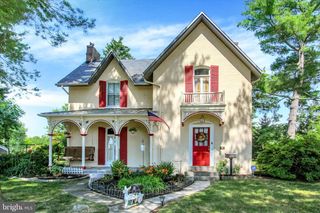 811 JOHNS AVE, Gettysburg, PA 17325