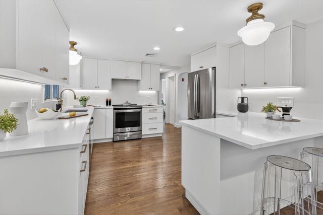 91 Grove, Brookline, MA 02467