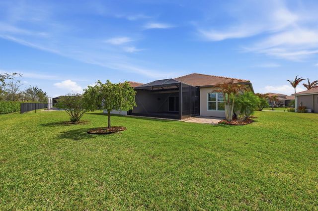 11711 SW Coronado Springs Drive, Port St. Lucie, FL 34987