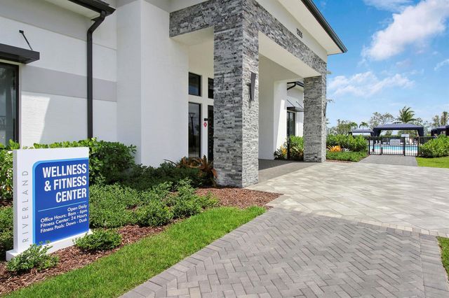 11711 SW Coronado Springs Drive, Port St. Lucie, FL 34987