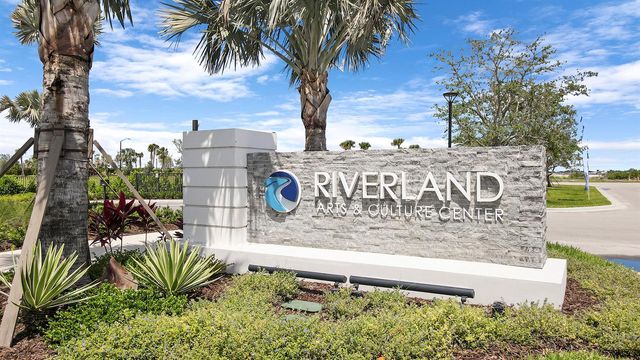 11711 SW Coronado Springs Drive, Port St. Lucie, FL 34987