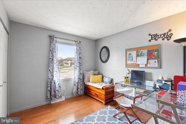 22 DOGWOOD LN, Hanover, PA 17331