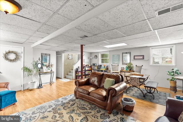 22 DOGWOOD LN, Hanover, PA 17331