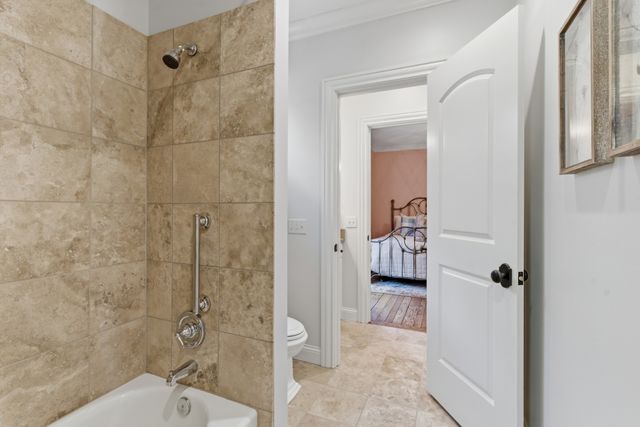 135B Woodmont Blvd, Nashville, TN 37205