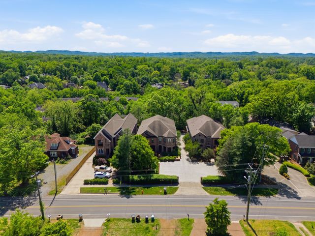 135B Woodmont Blvd, Nashville, TN 37205