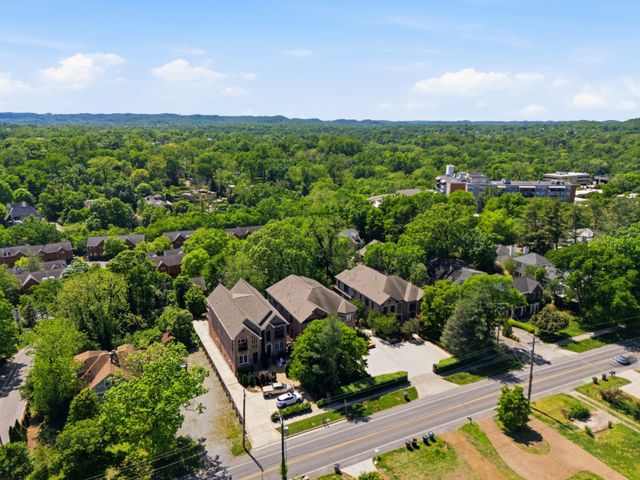 135B Woodmont Blvd, Nashville, TN 37205