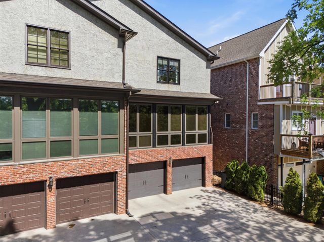 135B Woodmont Blvd, Nashville, TN 37205