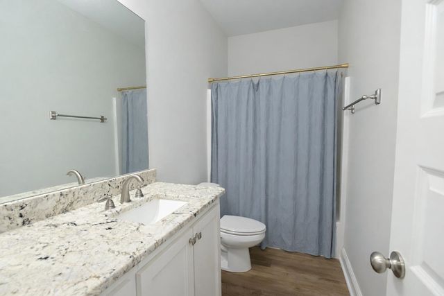 114 Carondelet Ct, Thibodaux, LA 70301