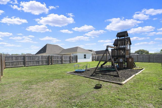 114 Carondelet Ct, Thibodaux, LA 70301