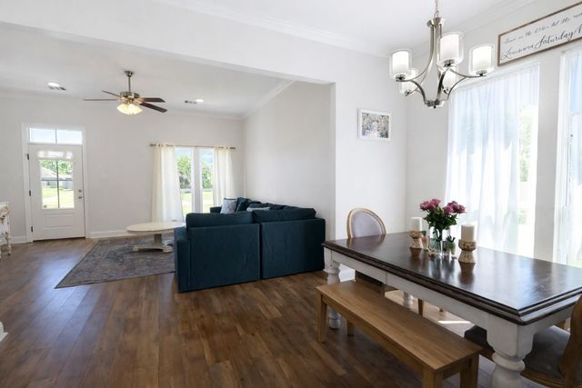 114 Carondelet Ct, Thibodaux, LA 70301