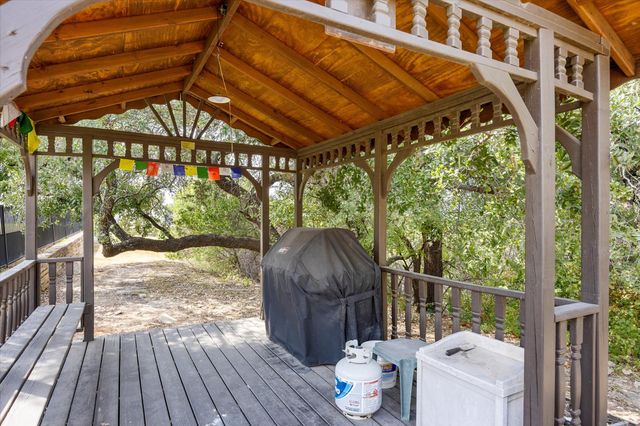 1616 Crow Creek Drive, Granbury, TX 76049