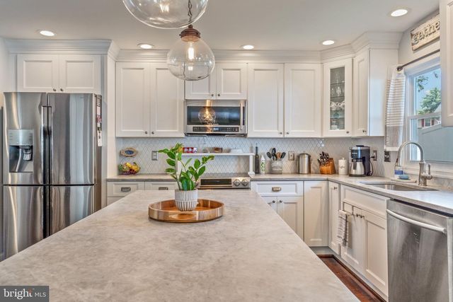 7828 CITADEL DR, Severn, MD 21144