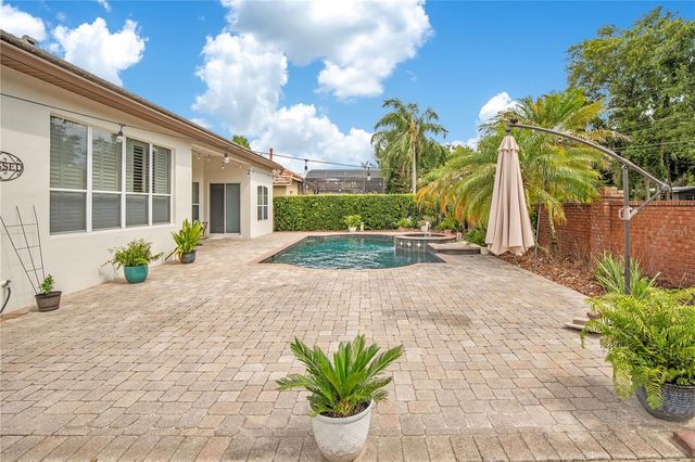 1623 CONWAY ISLE CIRCLE, Belle Isle, FL 32809