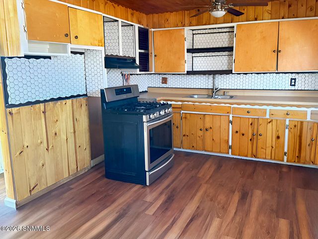 1032 Ash Avenue, Las Cruces, NM 88001