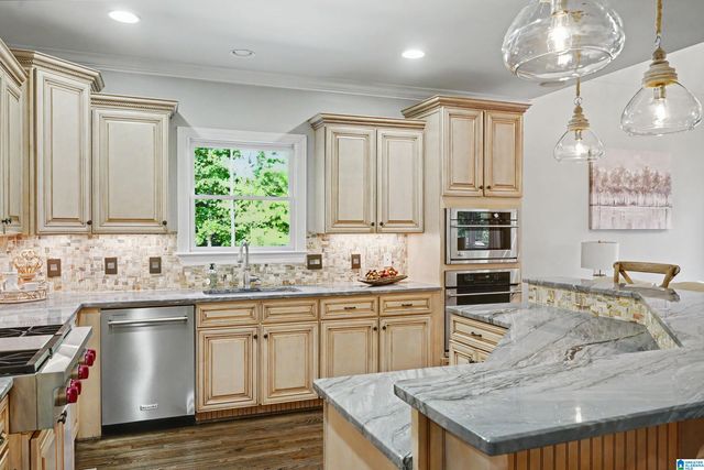 5650 DOUBLE OAK LANE, Birmingham, AL 35242