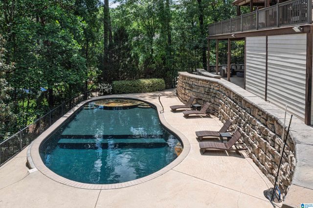5650 DOUBLE OAK LANE, Birmingham, AL 35242
