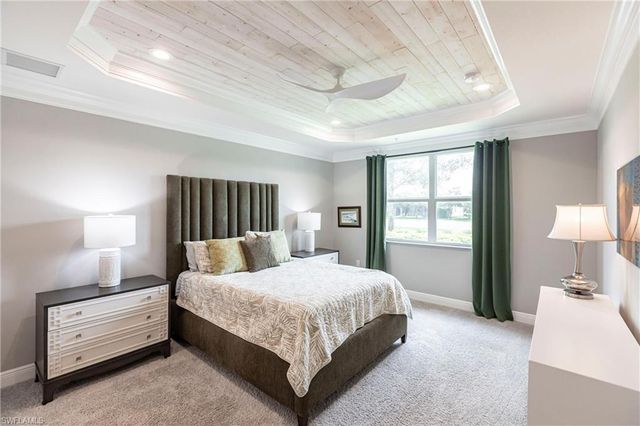 2319 Sawyers Hill RD 703, Naples, FL 34120