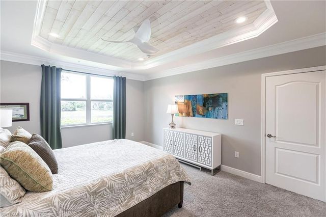 2319 Sawyers Hill RD 703, Naples, FL 34120