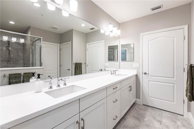 2319 Sawyers Hill RD 703, Naples, FL 34120