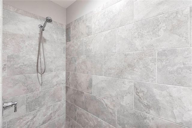 2319 Sawyers Hill RD 703, Naples, FL 34120