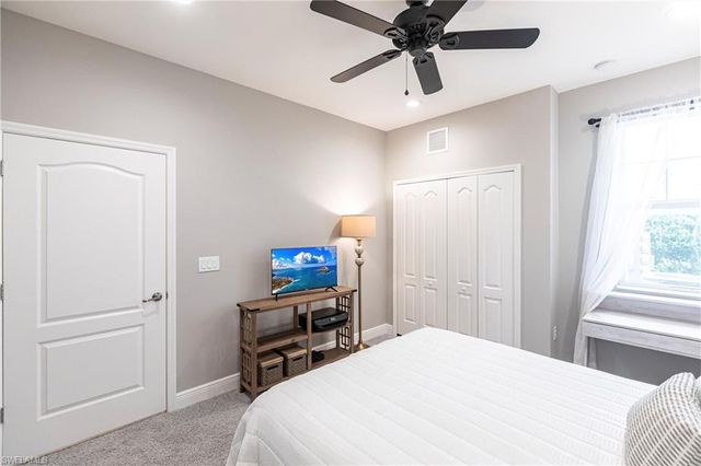 2319 Sawyers Hill RD 703, Naples, FL 34120