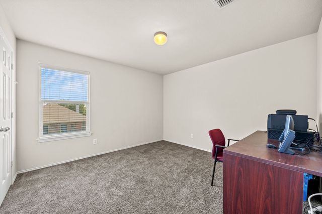 9520 Sills Way, Fort Worth, TX 76177