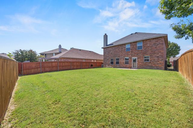 9520 Sills Way, Fort Worth, TX 76177