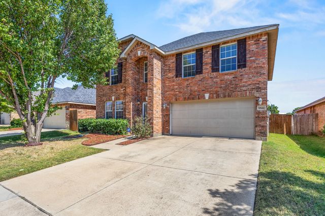 9520 Sills Way, Fort Worth, TX 76177