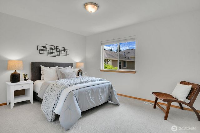 12940 NE 200th Place, Woodinville, WA 98072