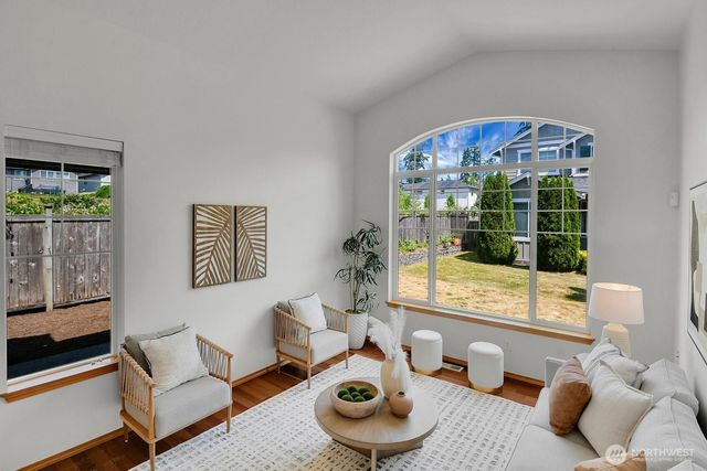 12940 NE 200th Place, Woodinville, WA 98072