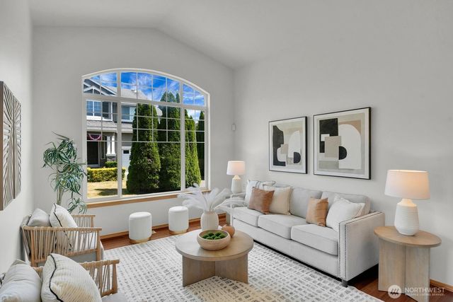 12940 NE 200th Place, Woodinville, WA 98072
