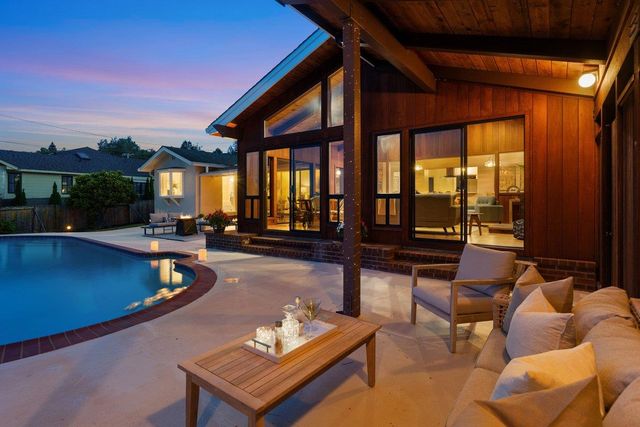 622 Terrace Road, San Carlos, CA 94070