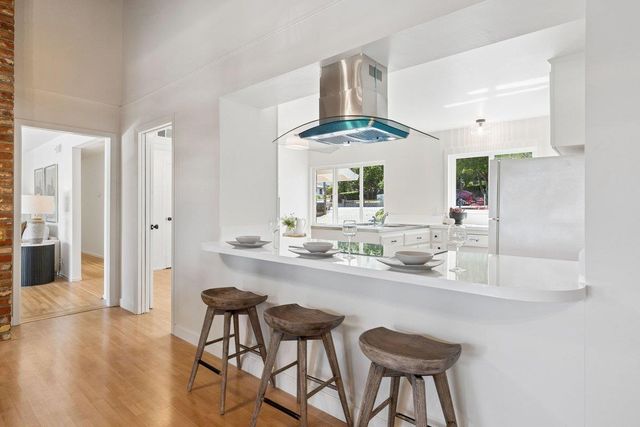 622 Terrace Road, San Carlos, CA 94070